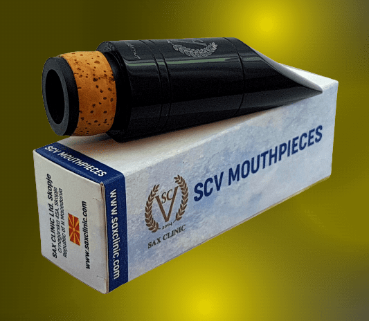mouthpieces-package with backgrount